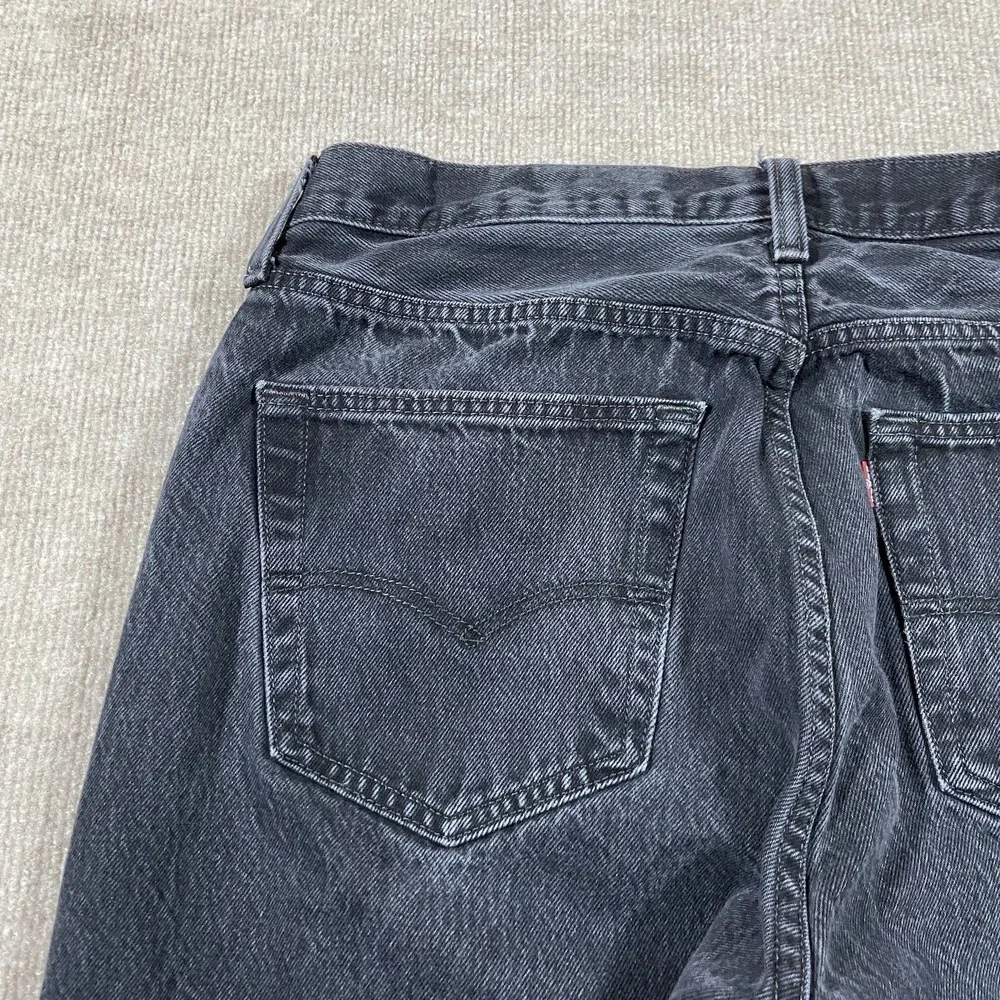 Levis 501 Jeans Men 34x30 Original Fit Straight Leg Faded Black Denim Button Fly